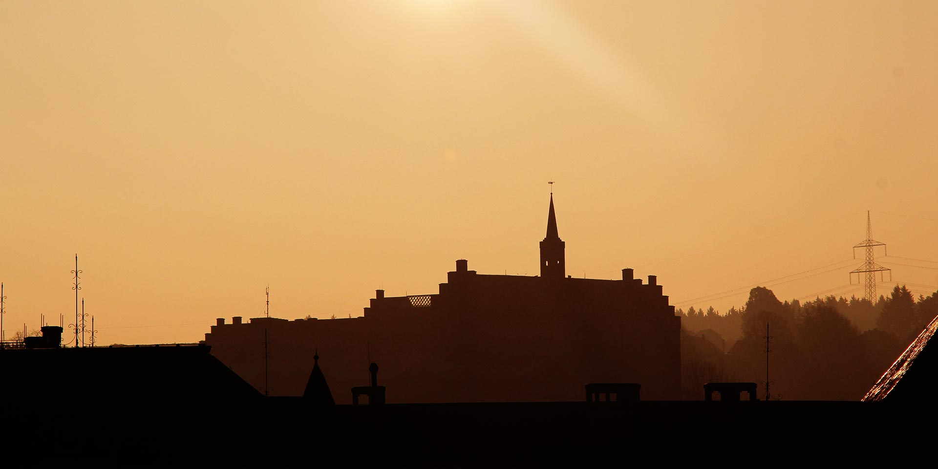 Schloss Hoheneck im Sonnenuntergang